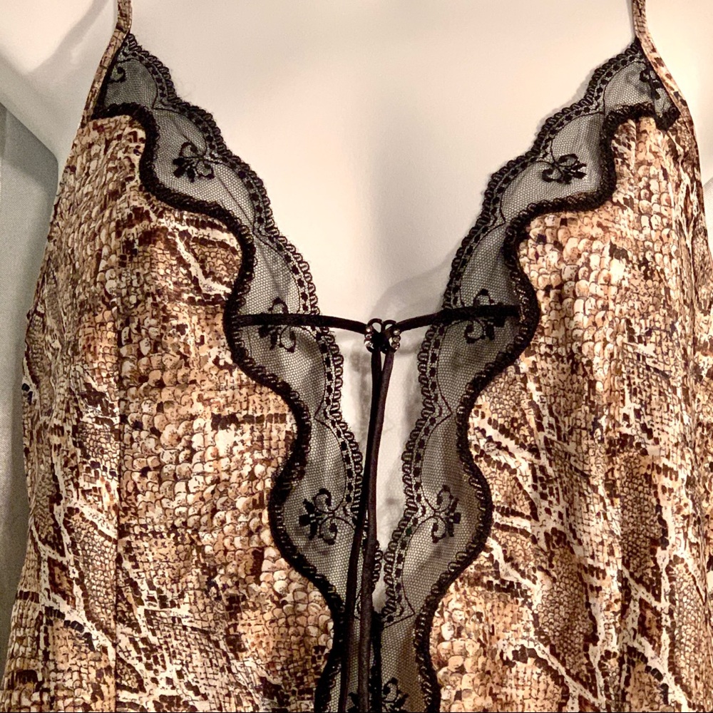 Avon Intimates Snakeskin Print Babydoll Large - Picture 2 of 6